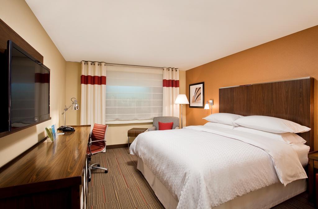 Four Points By Sheraton Houston Citycentre Экстерьер фото